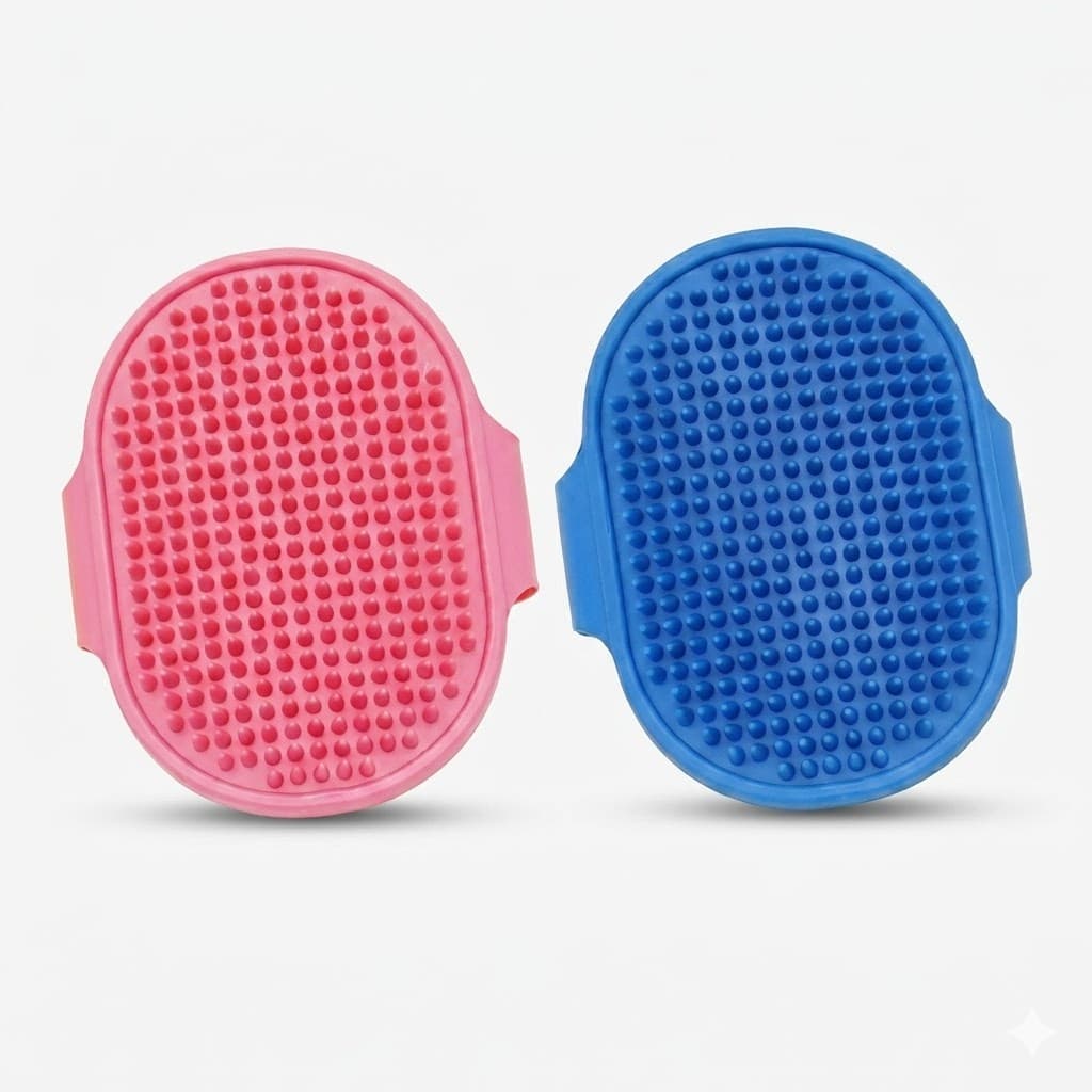 Cepillo de Goma Flexible Pets Kingdom con Cerdas de Masaje para Baño, Eliminación de Pelo Muerto y Estimulación Dérmica en Perros y Gatos.